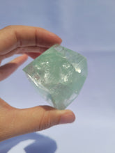 Load image into Gallery viewer, Fluorite Cube