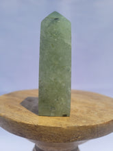 Load image into Gallery viewer, Prehnite Point