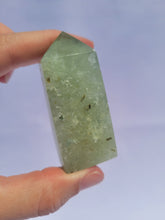 Load image into Gallery viewer, Prehnite Point