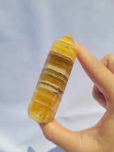 Load image into Gallery viewer, Yellow Fluorite Point