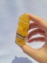 Load image into Gallery viewer, Yellow Fluorite Point