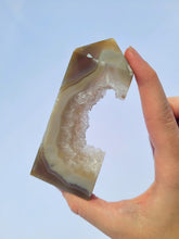 Load image into Gallery viewer, Agate Slice Point