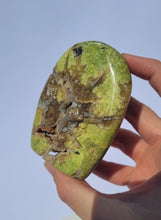 Load image into Gallery viewer, Green Opal Freeform