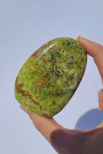 Load image into Gallery viewer, Green Opal Freeform
