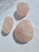 Load image into Gallery viewer, Rose Quartz Palmstone - Large