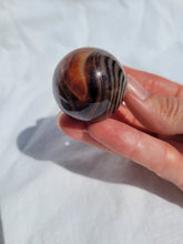 Load image into Gallery viewer, Sardonyx Sphere