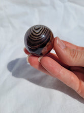 Load image into Gallery viewer, Sardonyx Sphere