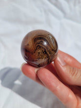 Load image into Gallery viewer, Sardonyx Sphere