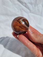 Load image into Gallery viewer, Sardonyx Sphere