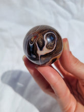 Load image into Gallery viewer, Sardonyx Sphere