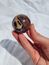 Load image into Gallery viewer, Sardonyx Sphere