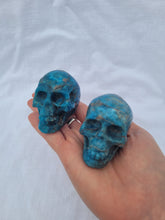 Load image into Gallery viewer, Apatite Skull