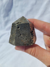 Load image into Gallery viewer, Pyrite Mini Point