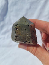 Load image into Gallery viewer, Pyrite Mini Point