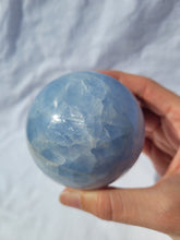 Load image into Gallery viewer, Blue Calcite Sphere