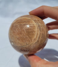 Load image into Gallery viewer, Peach Moonstone Sphere