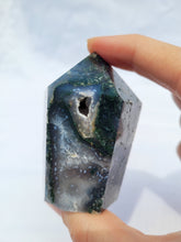Load image into Gallery viewer, Moss Agate Generator