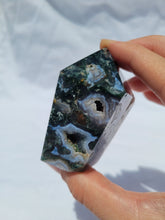 Load image into Gallery viewer, Moss Agate Generator