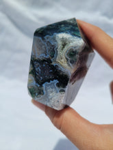 Load image into Gallery viewer, Moss Agate Generator