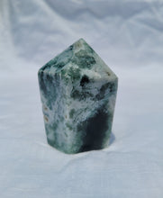 Load image into Gallery viewer, Moss Agate Generator