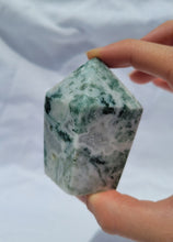 Load image into Gallery viewer, Moss Agate Generator