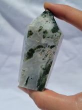 Load image into Gallery viewer, Moss Agate Generator