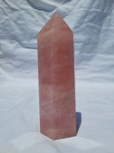 Load image into Gallery viewer, Rose Quartz Tower