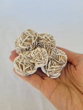 Load image into Gallery viewer, Desert Rose Selenite Cluster