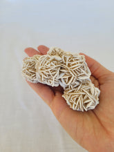 Load image into Gallery viewer, Desert Rose Selenite Cluster