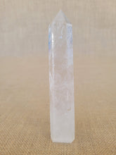 Load image into Gallery viewer, Clear Quartz Point