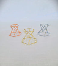 Load image into Gallery viewer, Geometric Sphere Stand