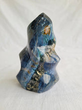 Load image into Gallery viewer, Ocean Jasper Flame