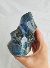 Load image into Gallery viewer, Ocean Jasper Flame