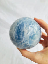 Load image into Gallery viewer, Blue Calcite Sphere