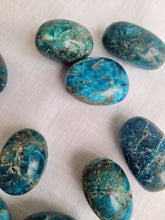 Load image into Gallery viewer, Apatite Tumbles - Medium
