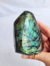 Load image into Gallery viewer, Labradorite Freeform