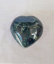 Load image into Gallery viewer, Kambaba Heart