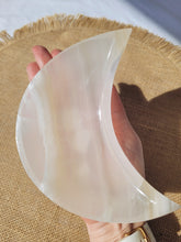 Load image into Gallery viewer, Banded Calcite Moon Bowl