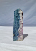 Load image into Gallery viewer, Fluorite Point