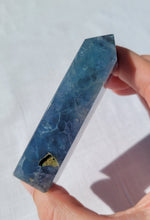Load image into Gallery viewer, Fluorite Point