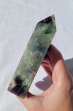 Load image into Gallery viewer, Fluorite Point