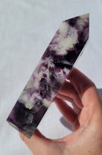 Load image into Gallery viewer, Fluorite Point