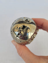 Load image into Gallery viewer, Pyrite Sphere