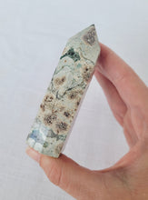 Load image into Gallery viewer, Flower Rhyolite Point