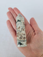 Load image into Gallery viewer, Flower Rhyolite Point