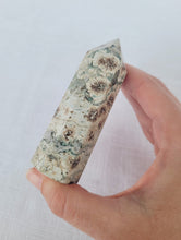 Load image into Gallery viewer, Flower Rhyolite Point