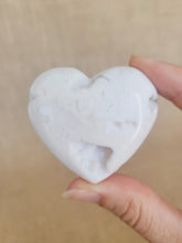 Load image into Gallery viewer, Druzy White Agate Hearts