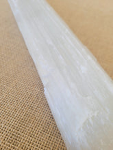 Load image into Gallery viewer, Selenite Log