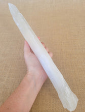 Load image into Gallery viewer, Selenite Log