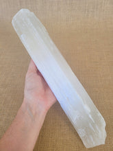 Load image into Gallery viewer, Selenite Log